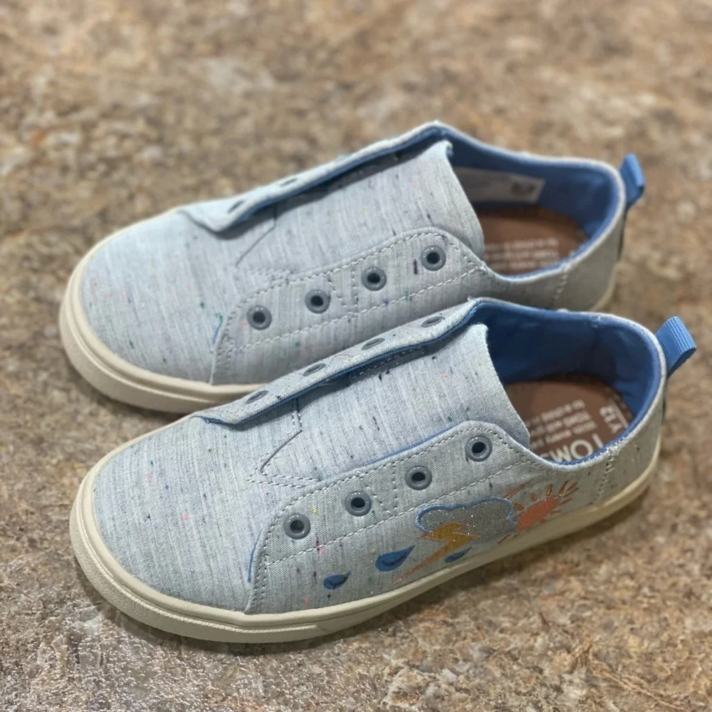 Toms Shoes